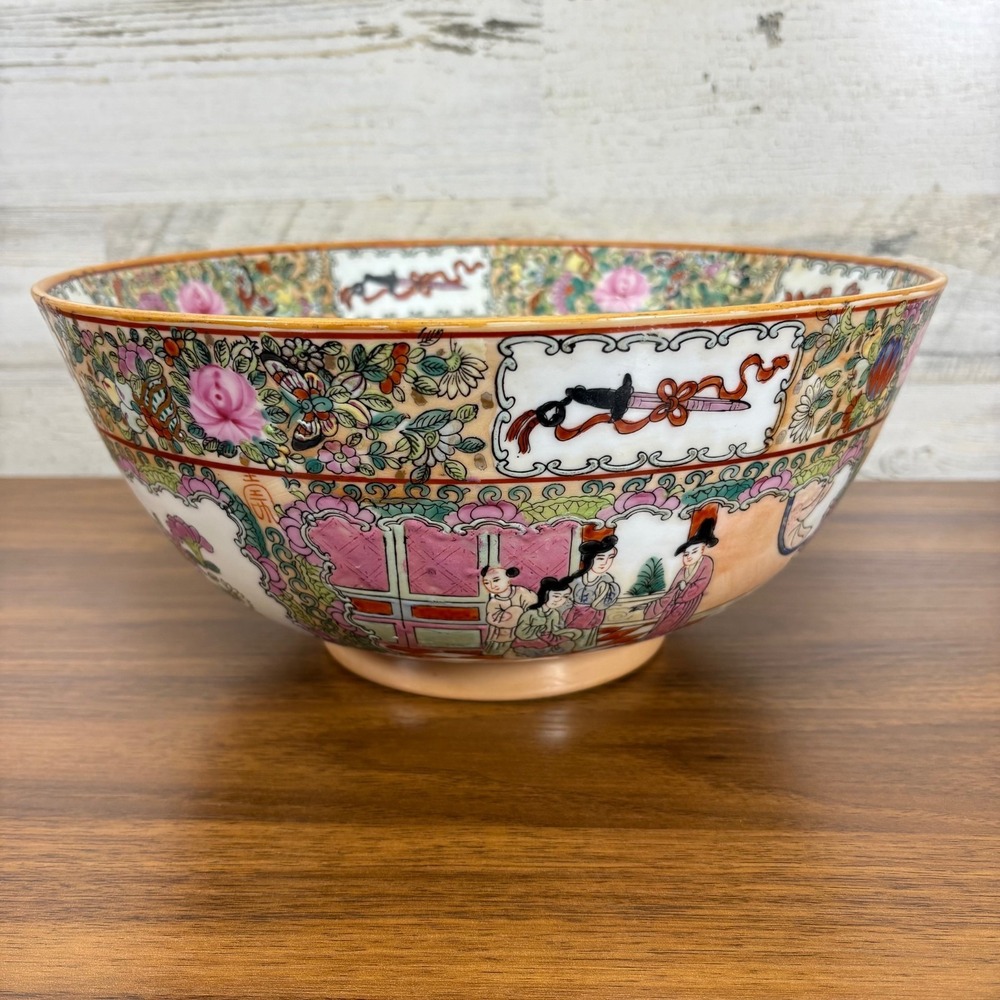 Antique Chinese Qing Dynasty Imperial Court Famille Rose Large Punch‎ Bowl